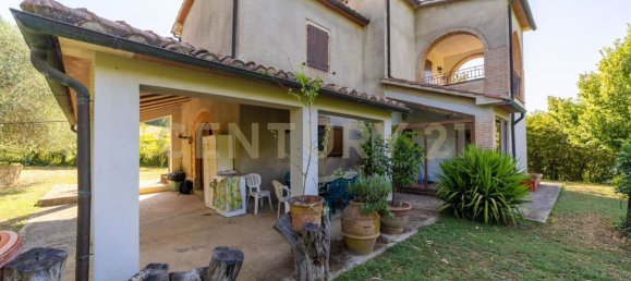 6 bedrooms House in Manciano, Italy No. 316847 4