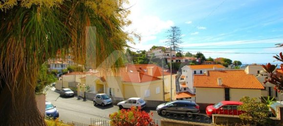 3 bedrooms House in Funchal, Portugal No. 77515 4