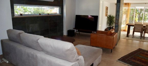 3 Schlafzimmer Haus in Corroios, Portugal, Nr. 298248 10