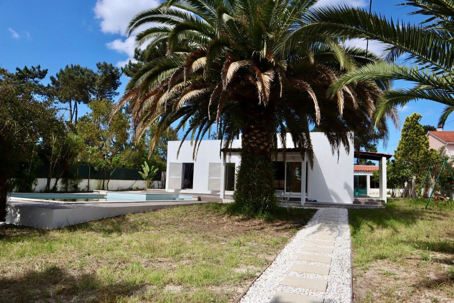 3 bedrooms House in Corroios, Portugal No. 298248