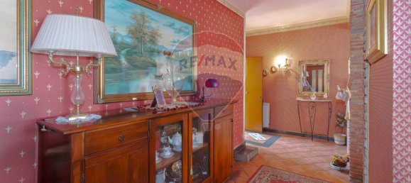 3 rooms Apartment in Belpasso, Italy No. 231017 2