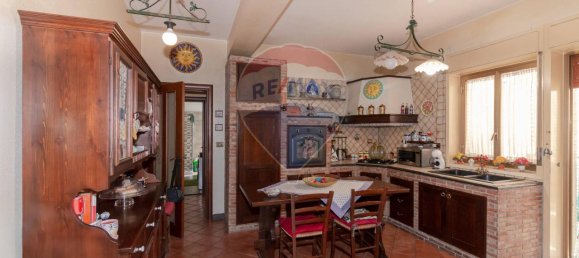 3 rooms Apartment in Belpasso, Italy No. 231017 7