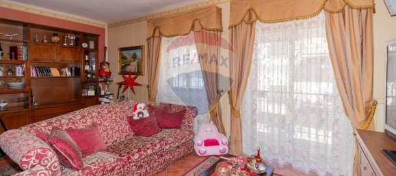 3 rooms Apartment in Belpasso, Italy No. 231017 6