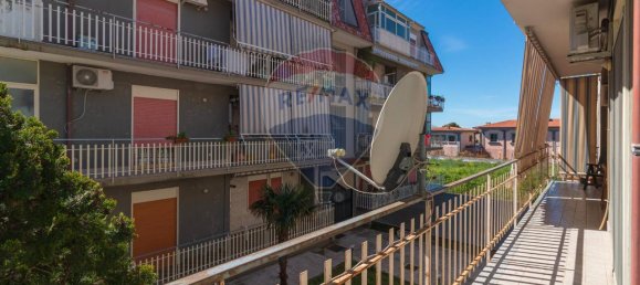 3 rooms Apartment in Belpasso, Italy No. 231017 12