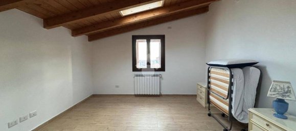 Apartamento de 2 dormitorios en Filago, Italy No. 110484 8