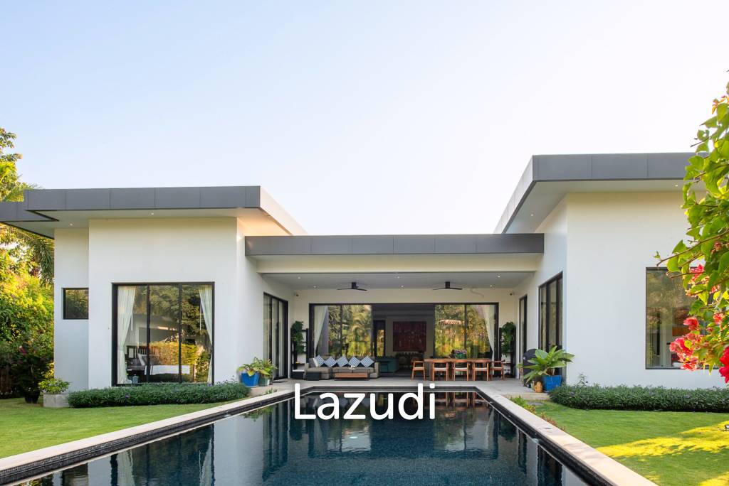 4 bedrooms Villa in Hua Hin, Thailand No. 27306