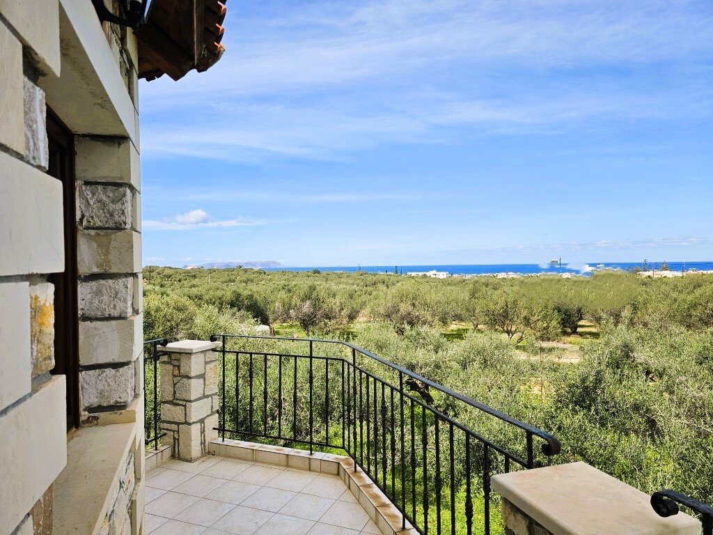 Коммерческая недвижимость с 2 спальнями в Херсонисос, Греция № 2365