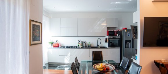 4 Schlafzimmer Wohnung in Rome, Italy, Nr. 360091 3