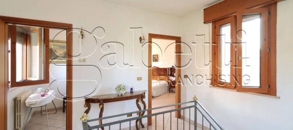 3 bedrooms Villa in Ferrara, Italy No. 340710 23