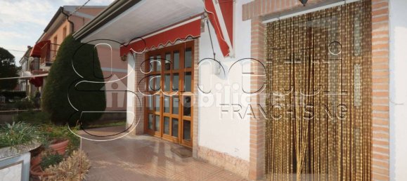 3 bedrooms Villa in Ferrara, Italy No. 340710 33