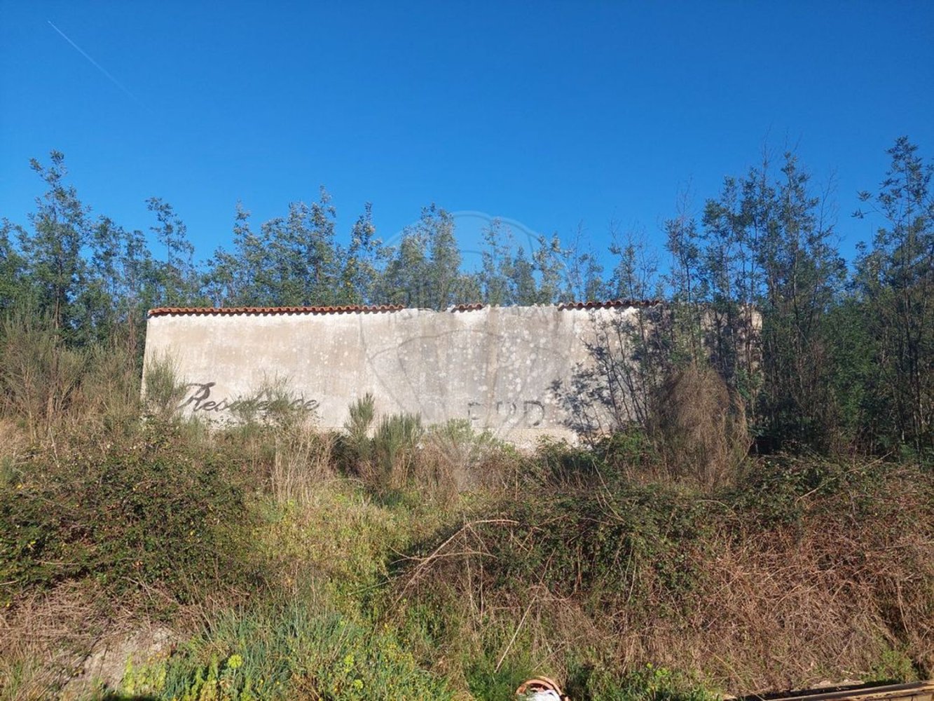 Земельный участок 1050м² в Оливейра ду Ошпитал, Португалия № 87447