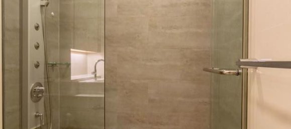 Кондоминиум  с 2 спальнями в Клонг Тоэй, Таиланд № 10445 18