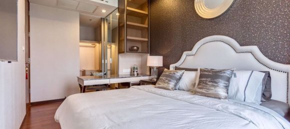 Кондоминиум  с 2 спальнями в Клонг Тоэй, Таиланд № 10445 11