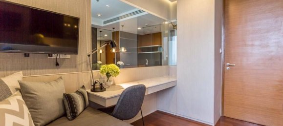 Кондоминиум  с 2 спальнями в Клонг Тоэй, Таиланд № 10445 2