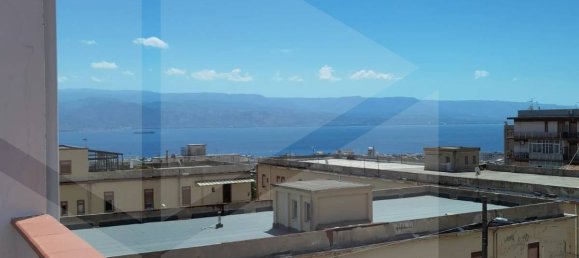 6 rooms House in Messina, Italy No. 25955 26