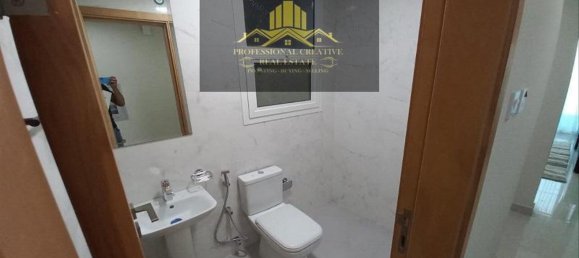 3 bedrooms Apartment in Emirates City, UAE No. 33429 9