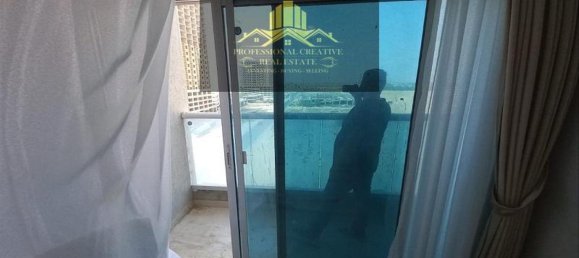 3 bedrooms Apartment in Emirates City, UAE No. 33429 8