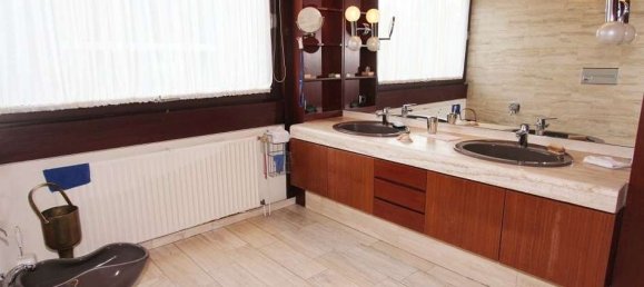 8 rooms House in Bonn, Germany No. 78185 16