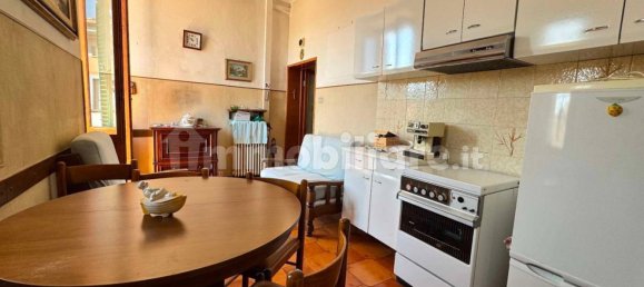 3 bedrooms Apartment in Poggibonsi, Italy No. 268144 5