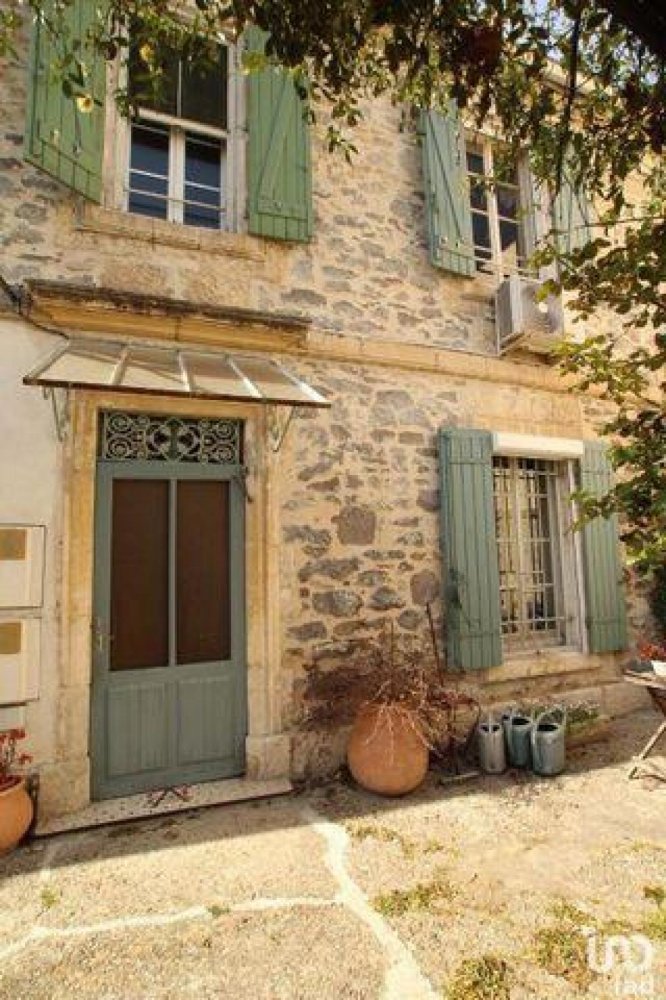 6 bedrooms House in Arles, France No. 9852