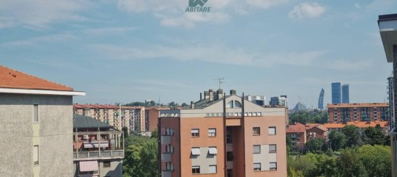 3 bedrooms Apartment in Milan, Italy No. 357802 3