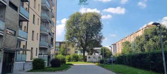 3 bedrooms Apartment in Milan, Italy No. 357802 25