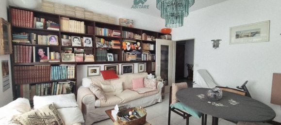 3 bedrooms Apartment in Milan, Italy No. 357802 9
