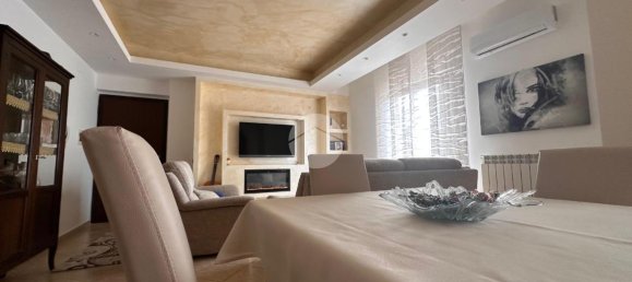 Apartamento de 4 divisões em Montalto Uffugo, Italy N.º 24422 10