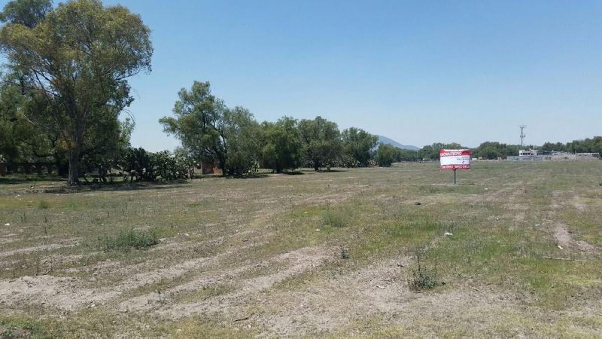  Land in Zumpango, Mexico No. 206716