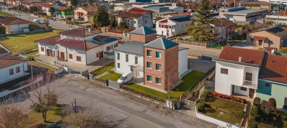 Casa de 6 divisões em Castellucchio, Italy N.º 283824 34