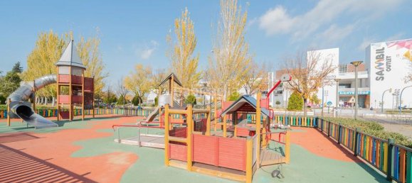 Apartamento de 3 dormitorios en Leganés, Spain No. 147285 13