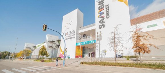 Apartamento de 3 dormitorios en Leganés, Spain No. 147285 15