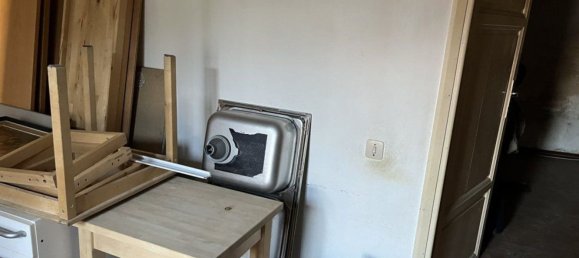 10 rooms House in Massa, Italy No. 115450 23