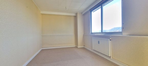 2 bedrooms Apartment in Vandoeuvre-les-Nancy, France No. 210988 6