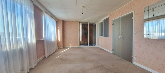 2 bedrooms Apartment in Vandoeuvre-les-Nancy, France No. 210988 2