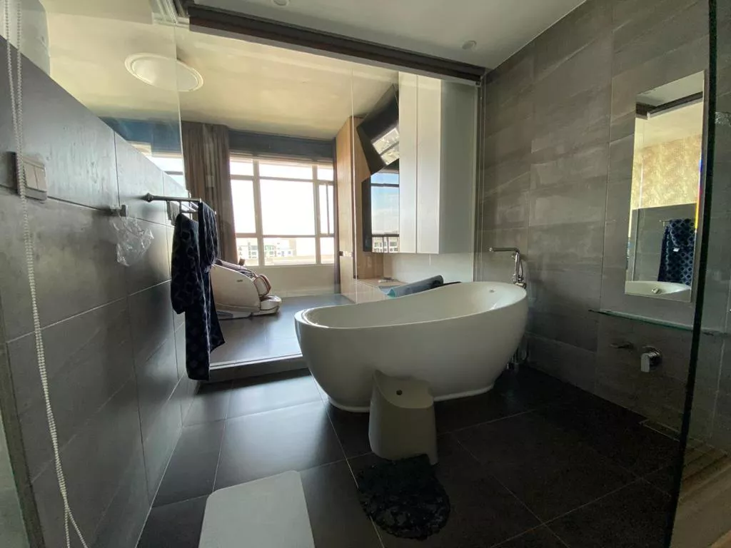 4 dormitorios apartamento en alquiler en Thu Duc, Ho Chi Minh, Vietnam № 9568