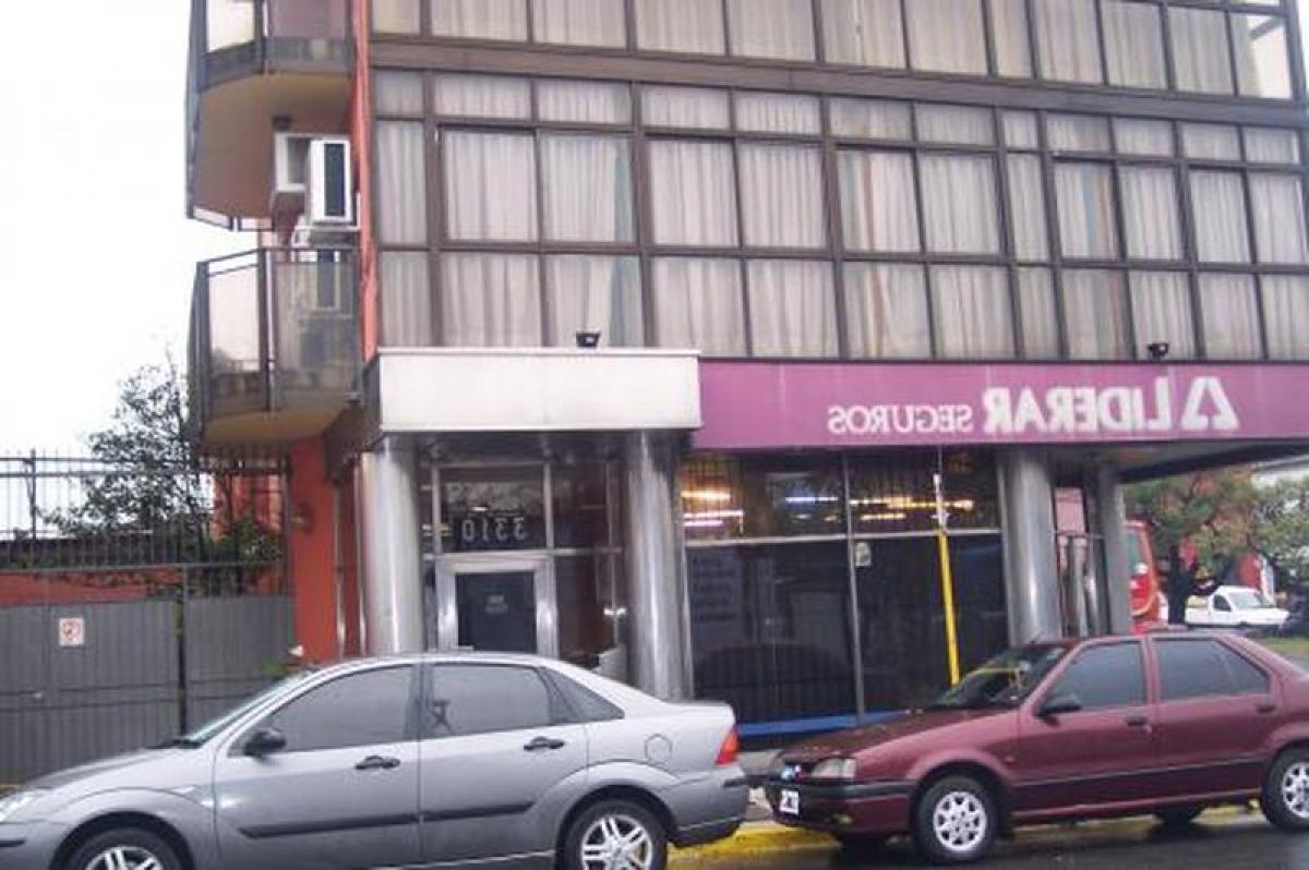 34m² Office in General San Martin, Argentina No. 108852