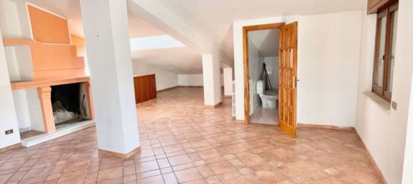 4-Zimmer Wohnung in Mendicino, Italy, Nr. 303598 20