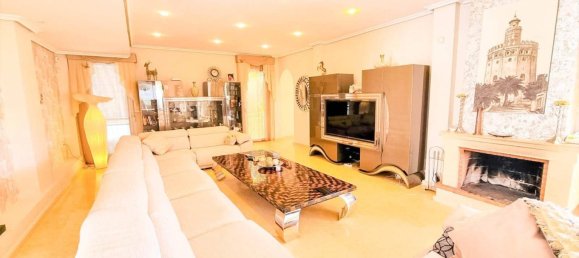 Casa de 5 dormitorios en Torrevieja, Spain No. 185974 3