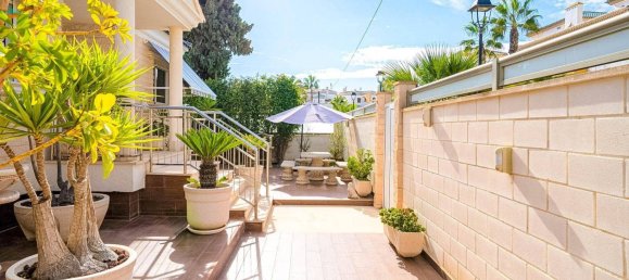 Casa de 5 dormitorios en Torrevieja, Spain No. 185974 82