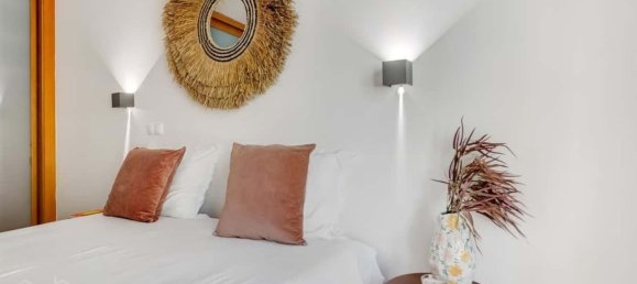 5 bedrooms Villa in Almada, Portugal No. 117746 20