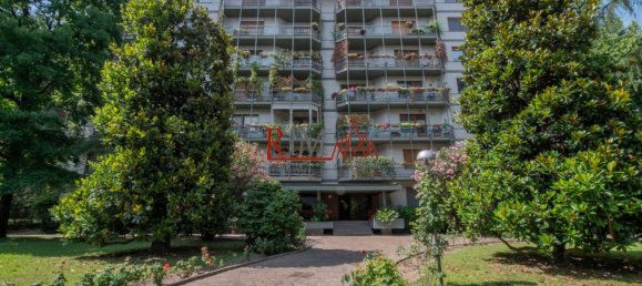 3 bedrooms Apartment in Milan, Italy No. 333153 44