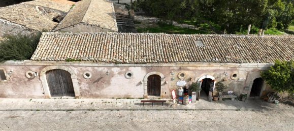 2-salle Maison à Ragusa, Italy No. 230921 6