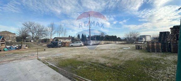 Земельный участок с 1 комнатой в Беневенто, Италия № 143555 11