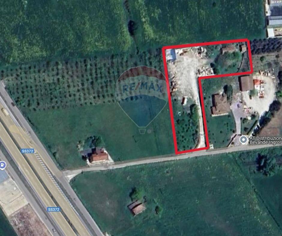 Земельный участок с 1 комнатой в Беневенто, Италия № 143555