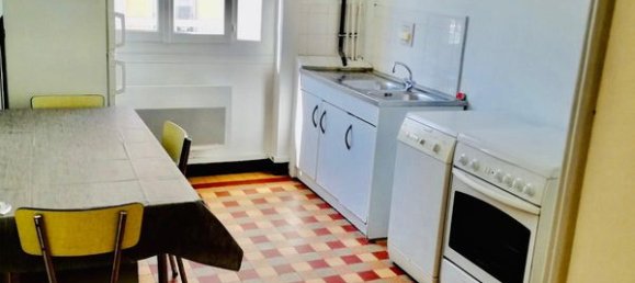 Studio in Lyon, France No. 285139 2