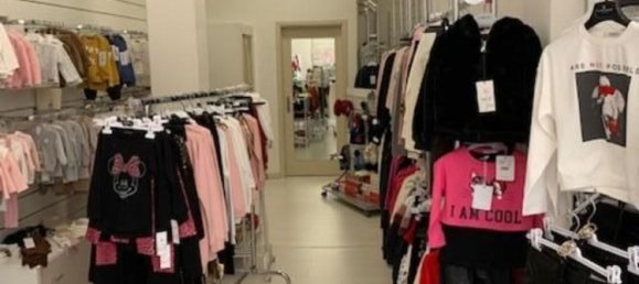 Gewerbliche Immobilie in Cecina, Italy 60m², Nr. 205580 4