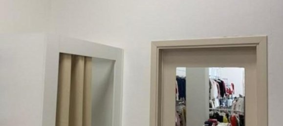 Gewerbliche Immobilie in Cecina, Italy 60m², Nr. 205580 9