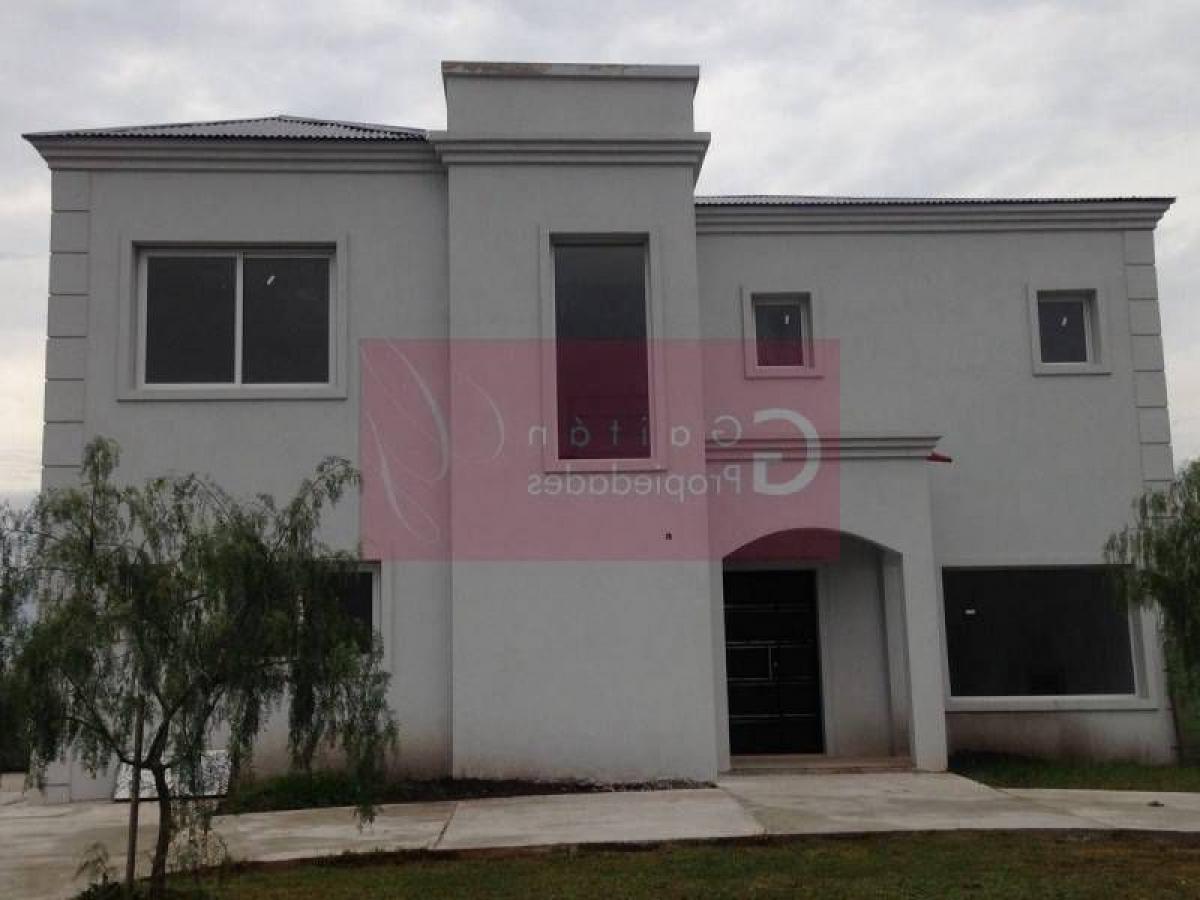 3 bedrooms House in Tigre, Argentina No. 54550