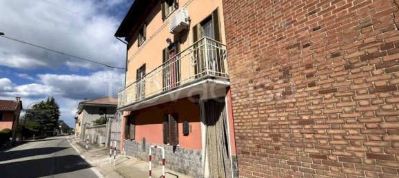 6 rooms House in Dusino San Michele, Italy No. 58641 4